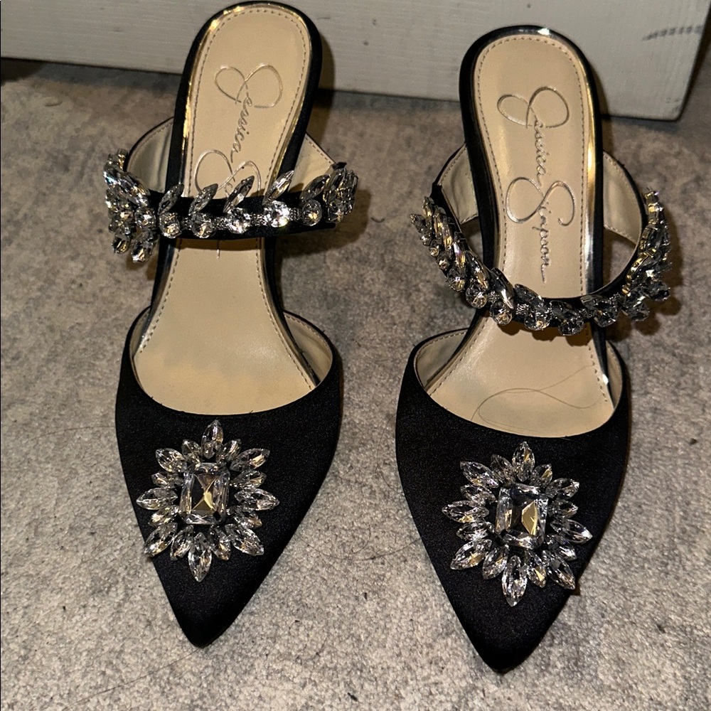 Jessica Simpson Havella Pump